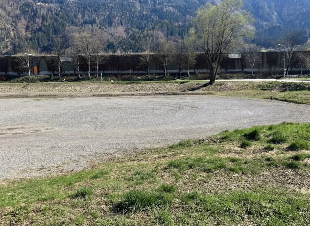 Immobilie mieten in Schwaz – 7 406 m², € 2 – Bild 6 von 6