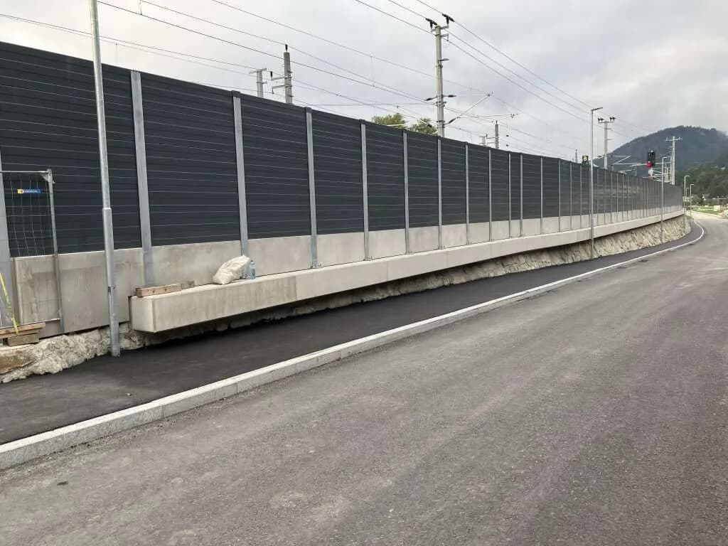 Immobilie mieten in Innsbruck-Land – 28 880 m², € 2 – Bild 5 von 5