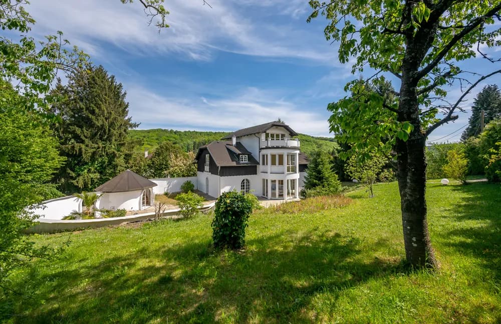 8-Zimmer-Immobilie kaufen in Sankt Pölten Land – 253 m², € 1.950.000 – Bild 2 von 27