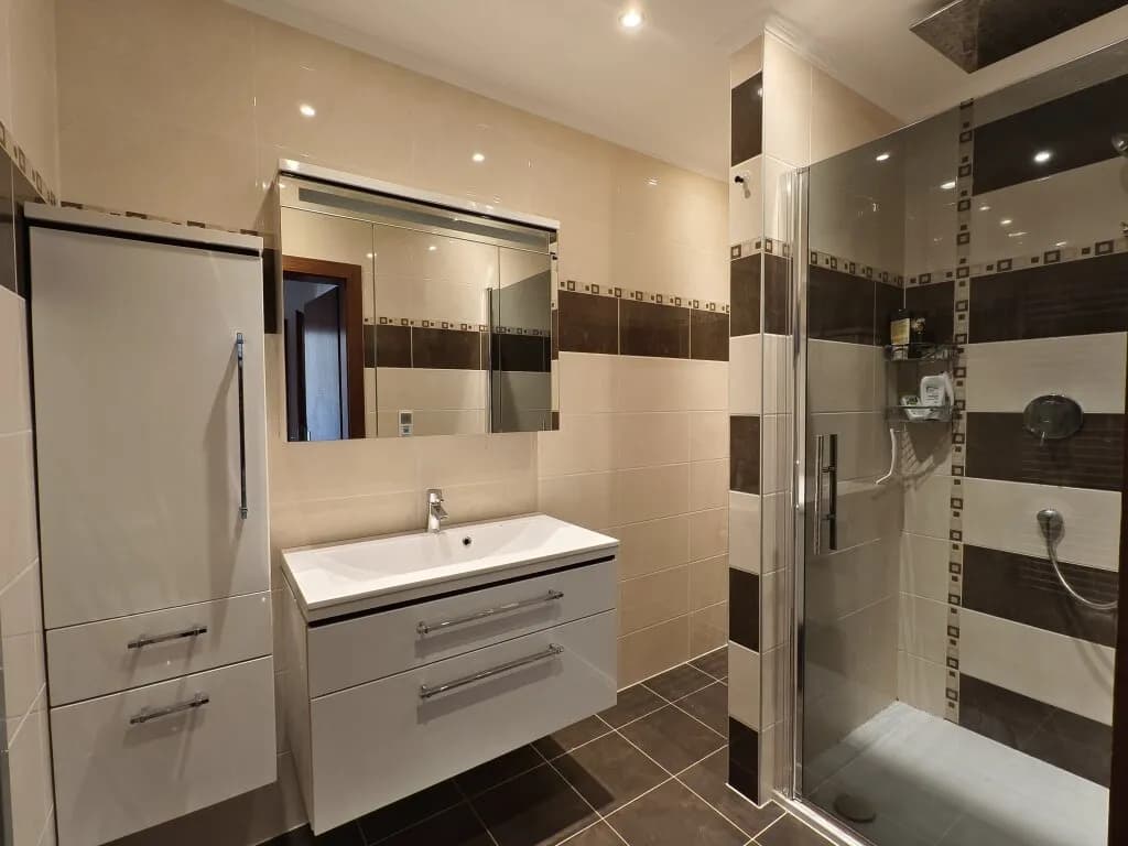 4-Zimmer-Wohnung mieten in Bruck-Mürzzuschlag – 84 m², € 1.085 – Bild 10 von 17