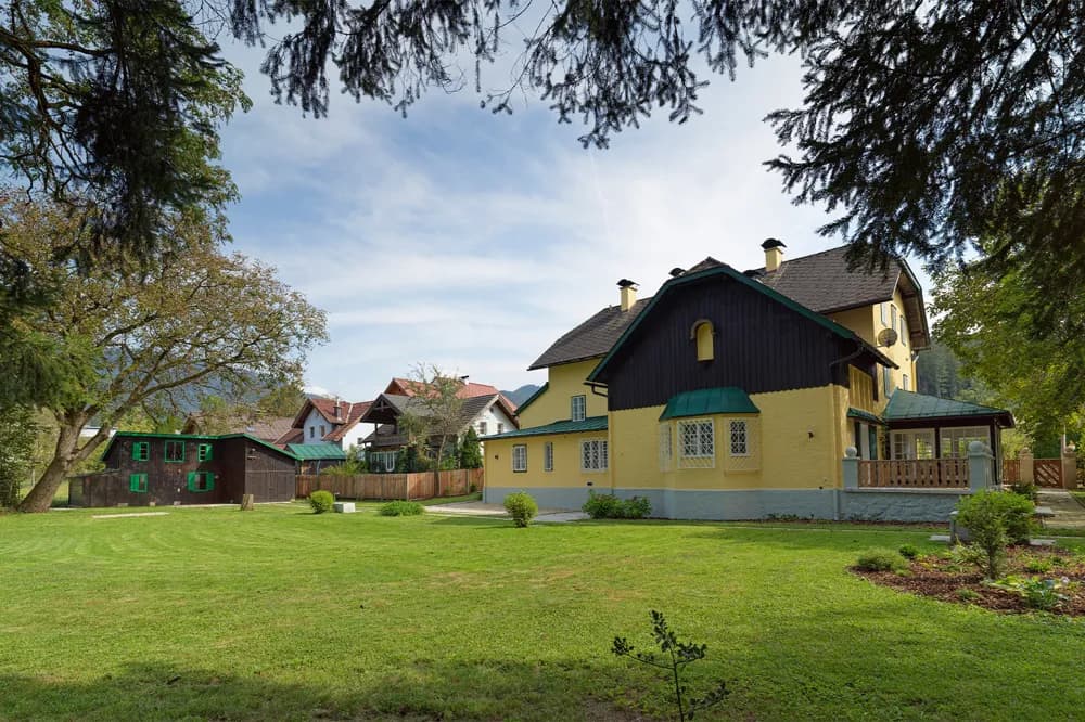 12-Zimmer-Gewerbeimmobilie kaufen in Gmunden – 404,73 m², € 1.795.000 – Bild 4 von 11
