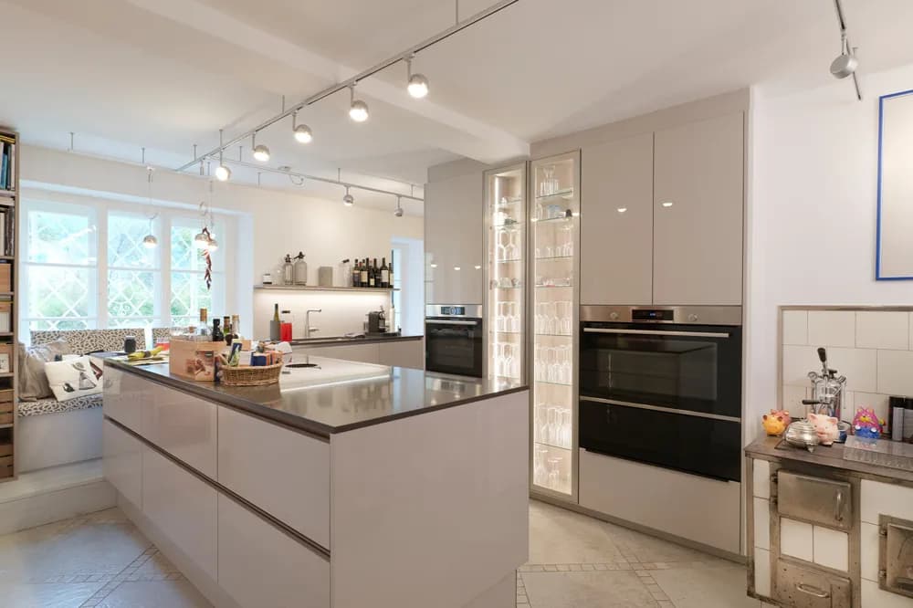 12-Zimmer-Gewerbeimmobilie kaufen in Gmunden – 404,73 m², € 1.795.000 – Bild 8 von 11