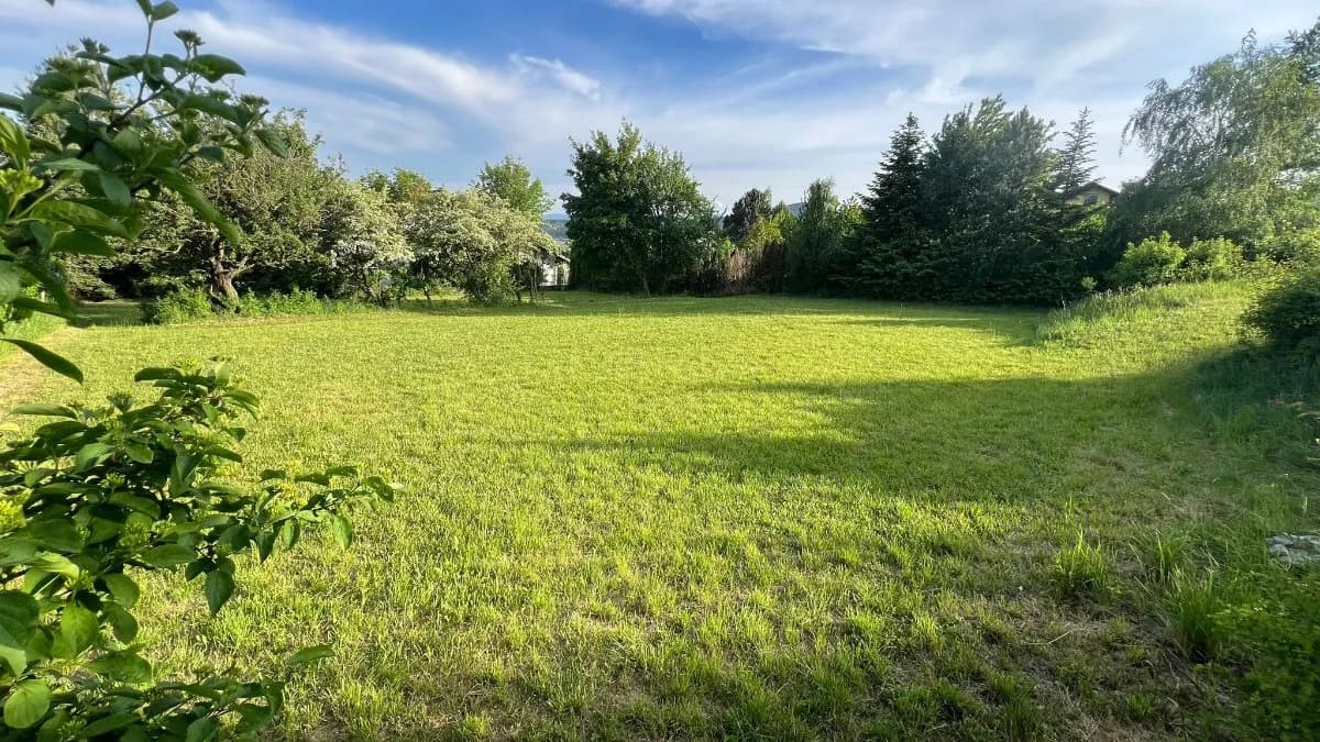 Grundstück kaufen in Wiener Neustadt Land – 1 300 m², € 250.000 – Bild 1 von 12