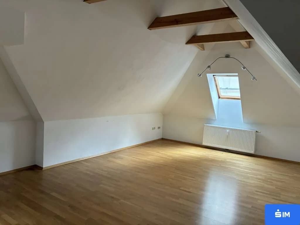 1-Zimmer-Wohnung mieten in Graz – 77,08 m², € 707