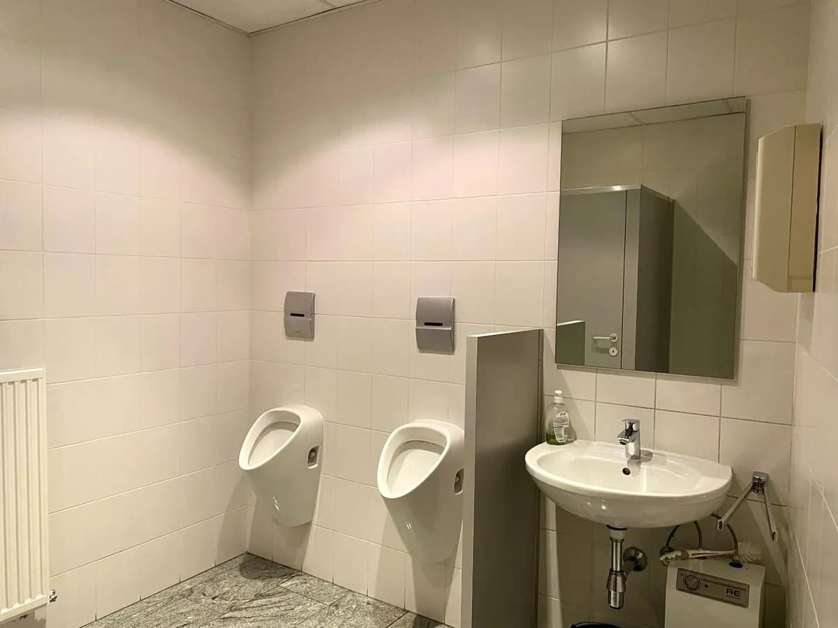 3-Zimmer-Gewerbeimmobilie mieten in Wels – 148 m², € 1.628 – Bild 25 von 26