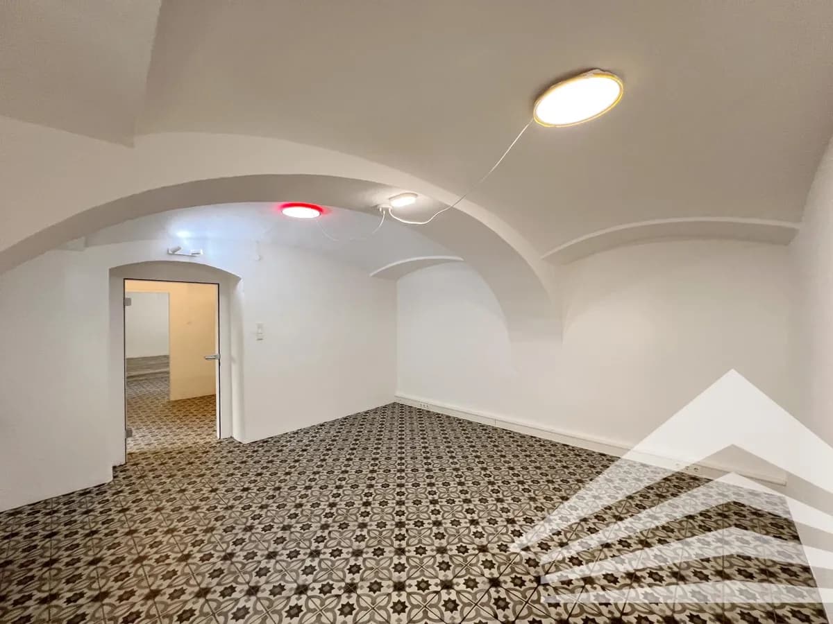 3-Zimmer-Gewerbeimmobilie mieten in Linz – 52 m², € 860 – Bild 4 von 7