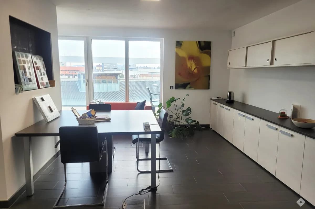 Gewerbeimmobilie mieten in Salzburg Stadt – 110 m², € 1.907 – Bild 5 von 7
