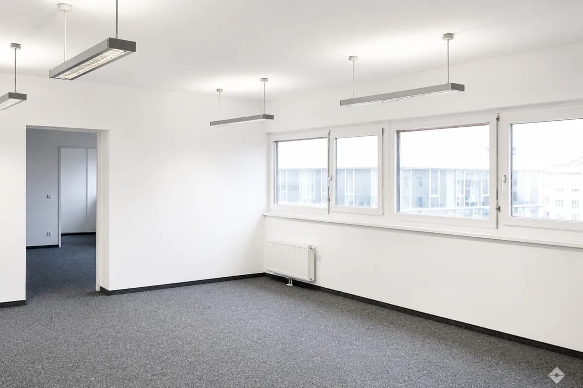 Gewerbeimmobilie mieten in Salzburg Stadt – 95 m², € 1.634 – Bild 2 von 4