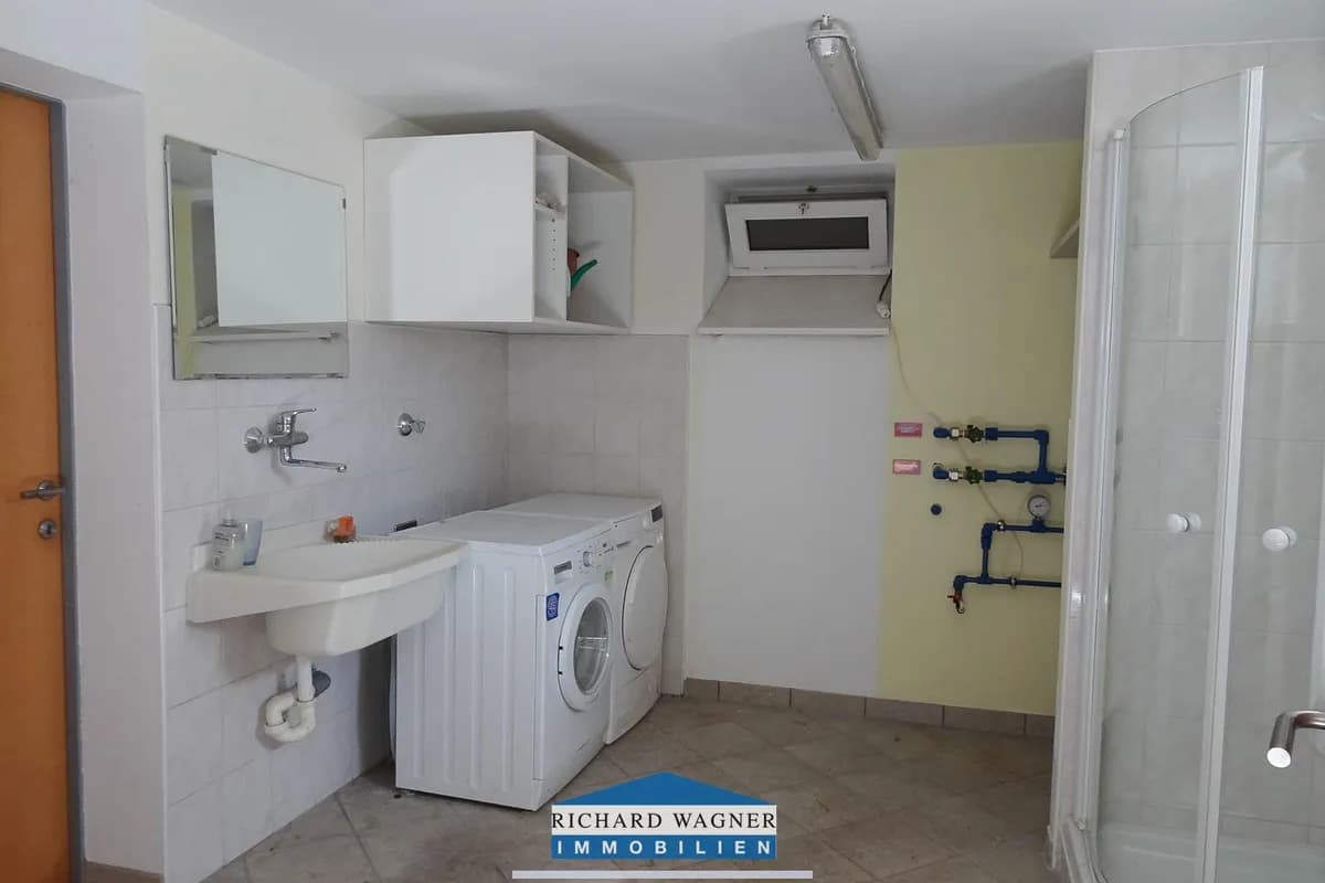 7-Zimmer-Gewerbeimmobilie kaufen in Perg – 260 m², € 470.000 – Bild 12 von 20