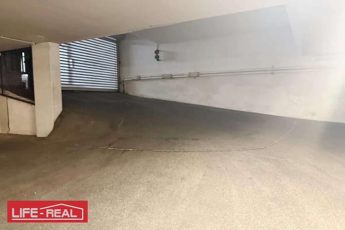 7-Zimmer-Gewerbeimmobilie mieten in Linz – 175 m², € 1.720 – Bild 8 von 11