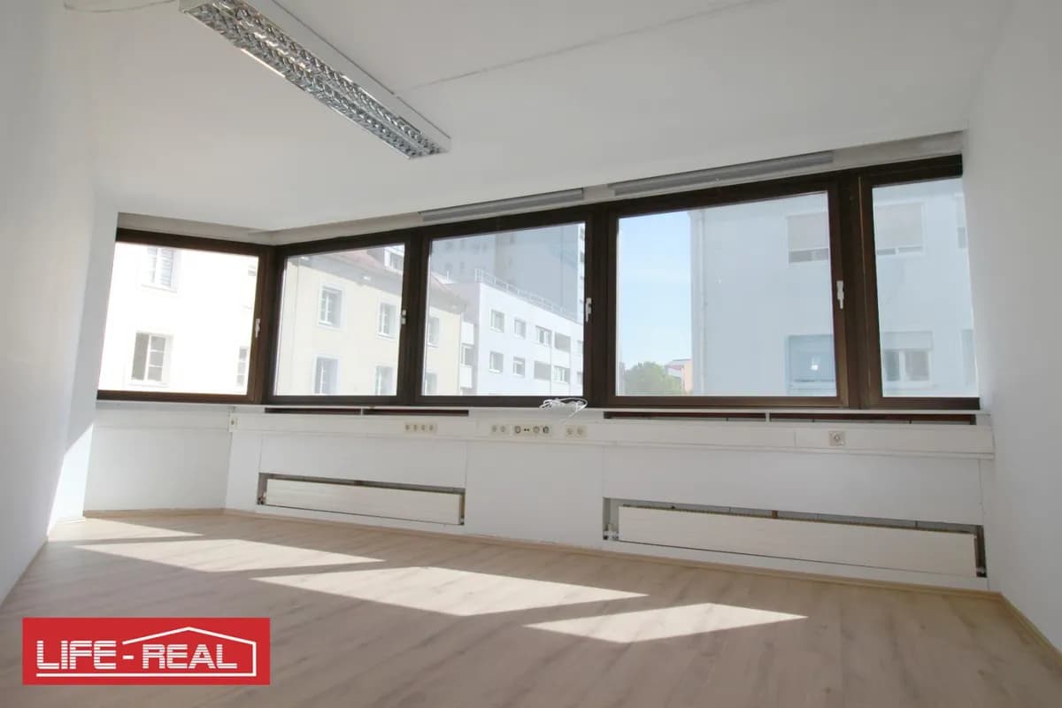 Gewerbeimmobilie mieten in Linz – 327 m², € 3.214 – Bild 11 von 18