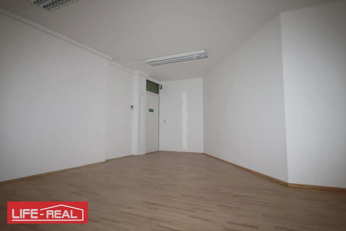 Gewerbeimmobilie mieten in Linz – 152 m², € 1.494 – Bild 6 von 14