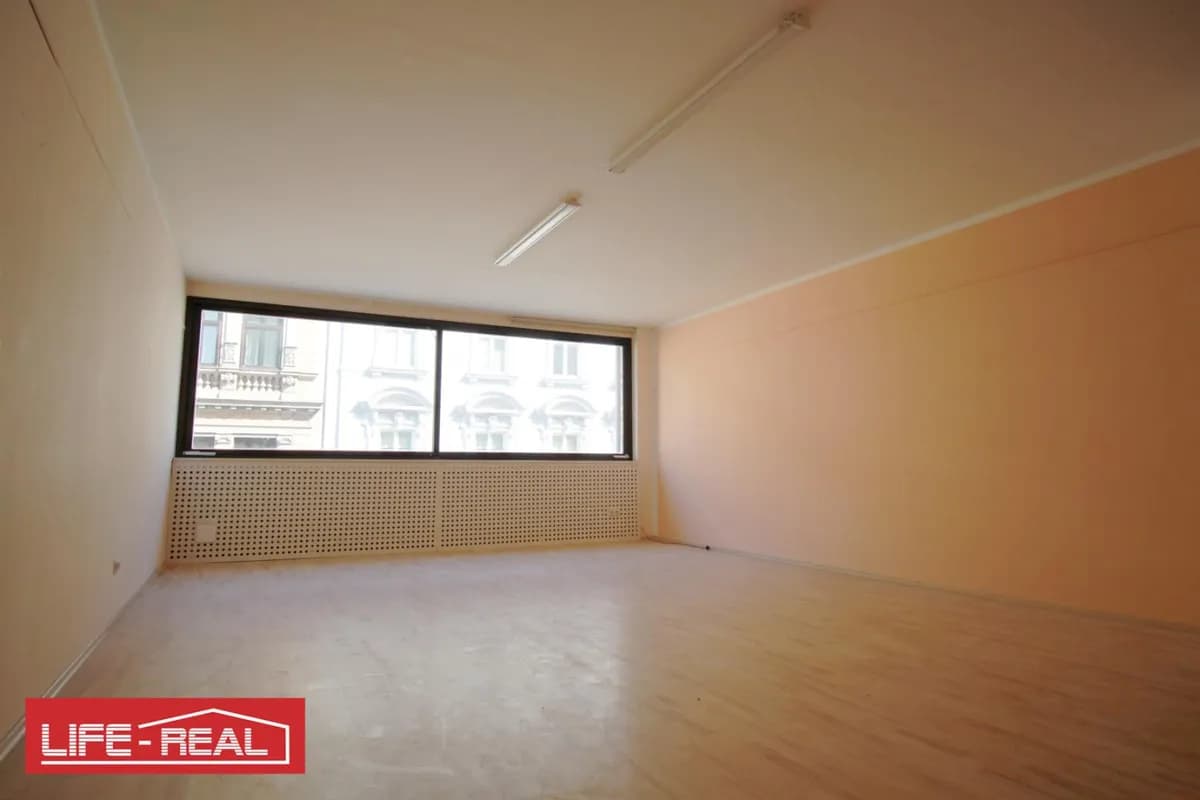 Gewerbeimmobilie mieten in Linz – 152 m², € 1.494 – Bild 8 von 14