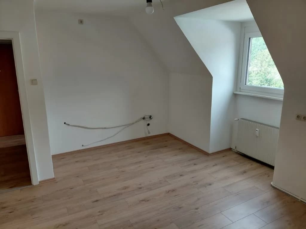 Wohnung mieten in Bruck-Mürzzuschlag – 48,83 m², € 439 – Bild 2 von 5