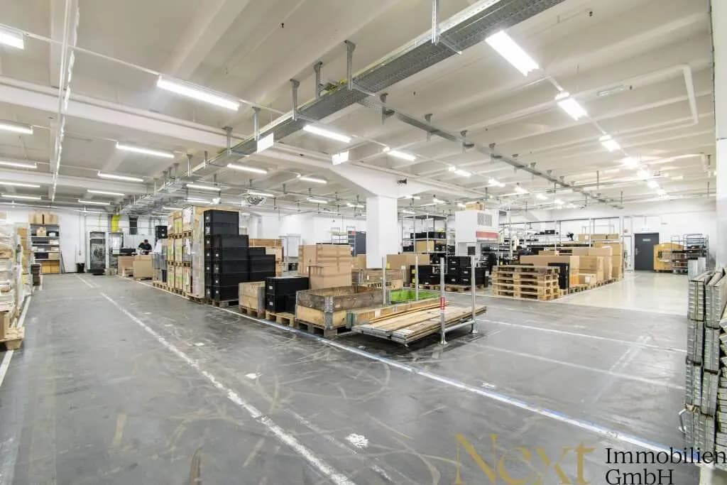 Gewerbeimmobilie mieten in Linz – 4 410 m², € 26.017 – Bild 3 von 12