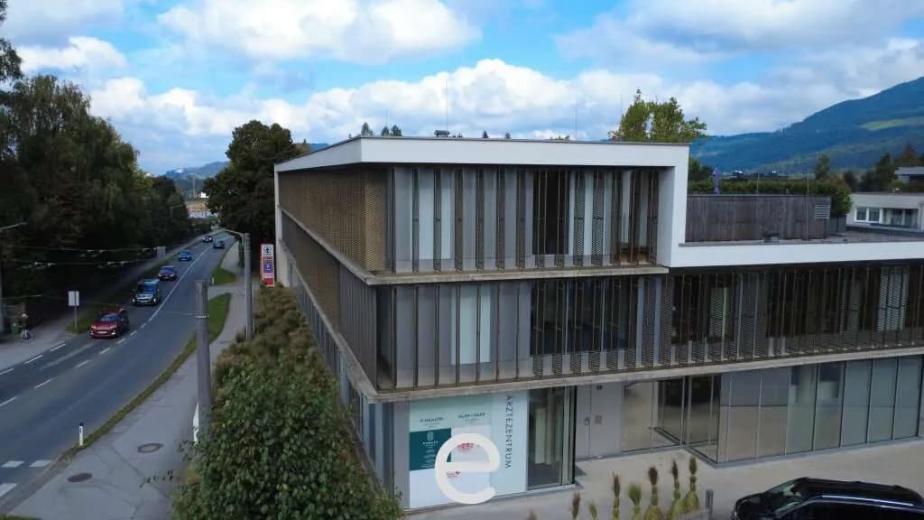 9-Zimmer-Gewerbeimmobilie mieten in Salzburg-Umgebung – 6 m², € 260 – Bild 2 von 17