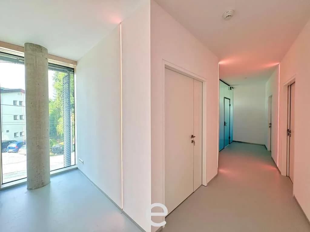 9-Zimmer-Gewerbeimmobilie mieten in Salzburg-Umgebung – 6 m², € 260 – Bild 6 von 17