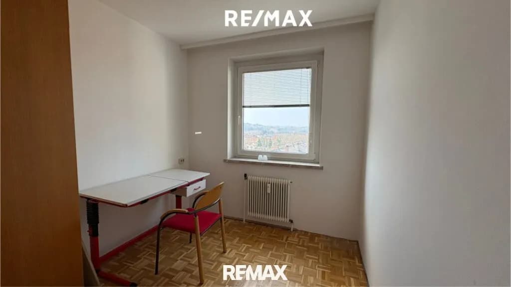 4-Zimmer-Wohnung kaufen in Gmunden – 88 m², € 189.000 – Bild 6 von 12