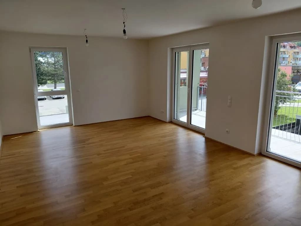 Wohnung mieten in Bruck-Mürzzuschlag – 89,86 m², € 813 – Bild 2 von 9