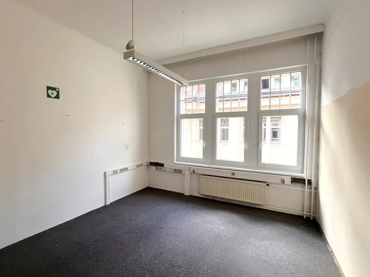28-Zimmer-Gewerbeimmobilie mieten in Wien – 830 m², € 25.259 – Bild 4 von 31