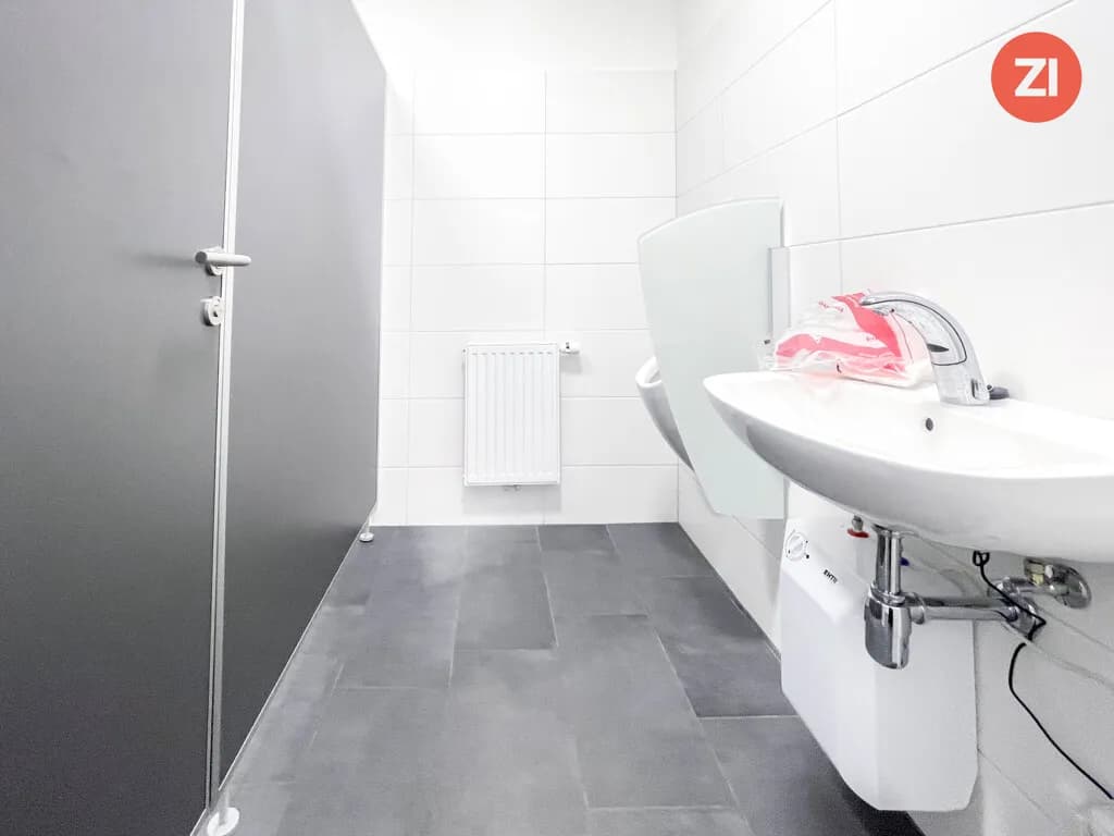Gewerbeimmobilie mieten in Linz Land – 137 m², € 1.984 – Bild 6 von 8