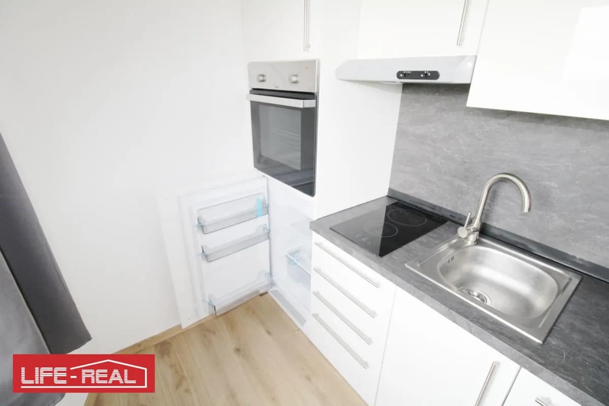 1-Zimmer-Wohnung kaufen in Vöcklabruck – 28 m², € 110.000 – Bild 2 von 14
