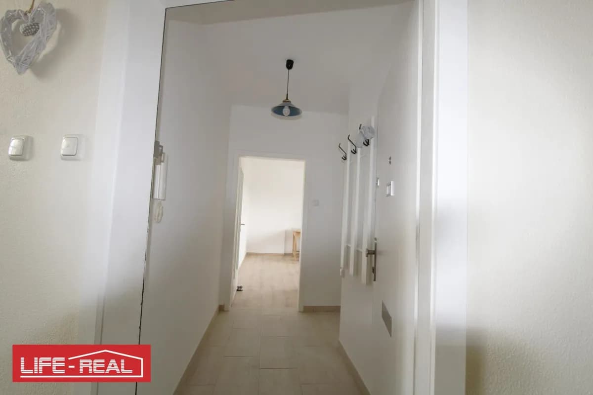 1-Zimmer-Wohnung kaufen in Vöcklabruck – 28 m², € 110.000 – Bild 7 von 14