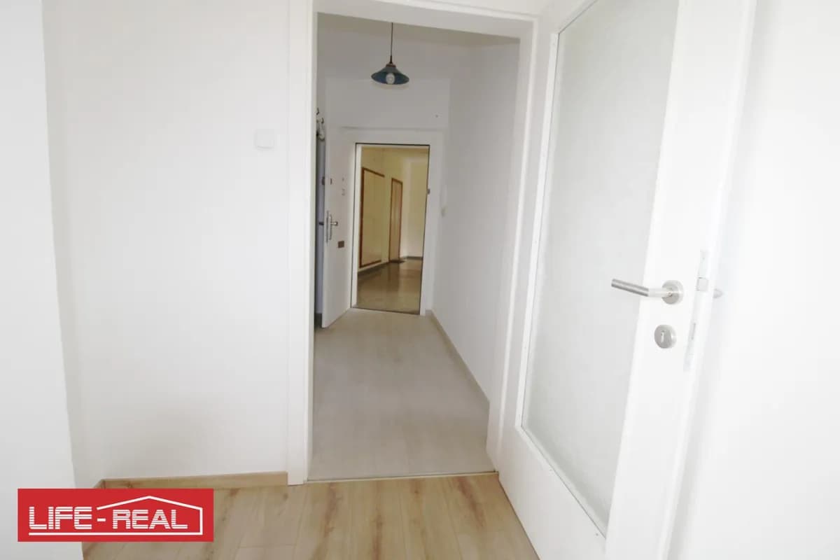 1-Zimmer-Wohnung kaufen in Vöcklabruck – 28 m², € 110.000 – Bild 8 von 14