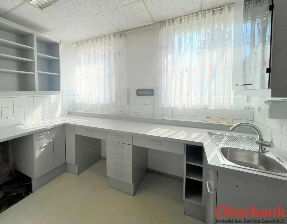 7-Zimmer-Immobilie mieten in Wels – 123 m², € 940 – Bild 2 von 16