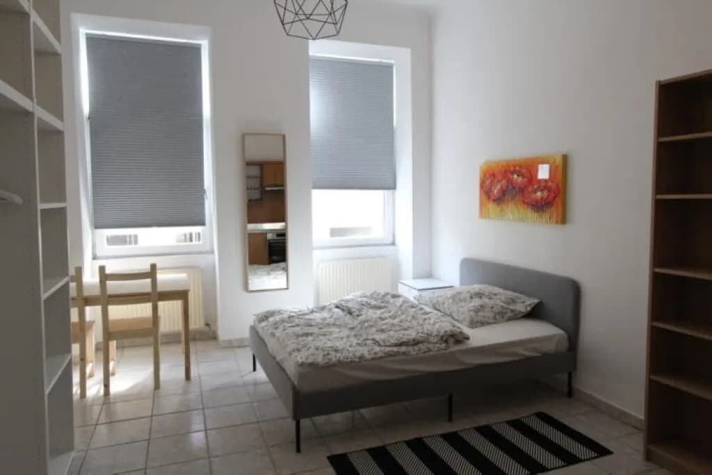 1-Zimmer-Wohnung mieten in Wien – 27 m², € 900 – Bild 3 von 8