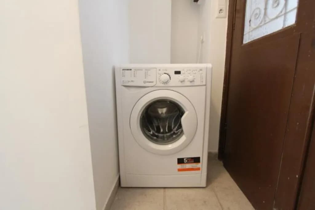 1-Zimmer-Wohnung mieten in Wien – 27 m², € 900 – Bild 5 von 8