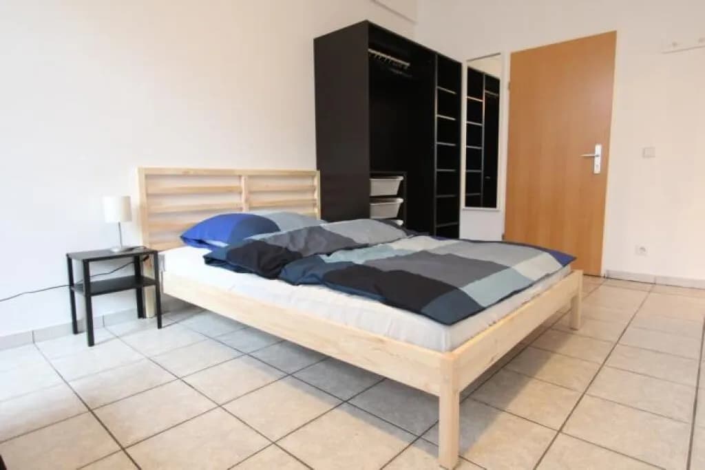 1-Zimmer-Wohnung mieten in Wien – 24,3 m², € 850 – Bild 2 von 4