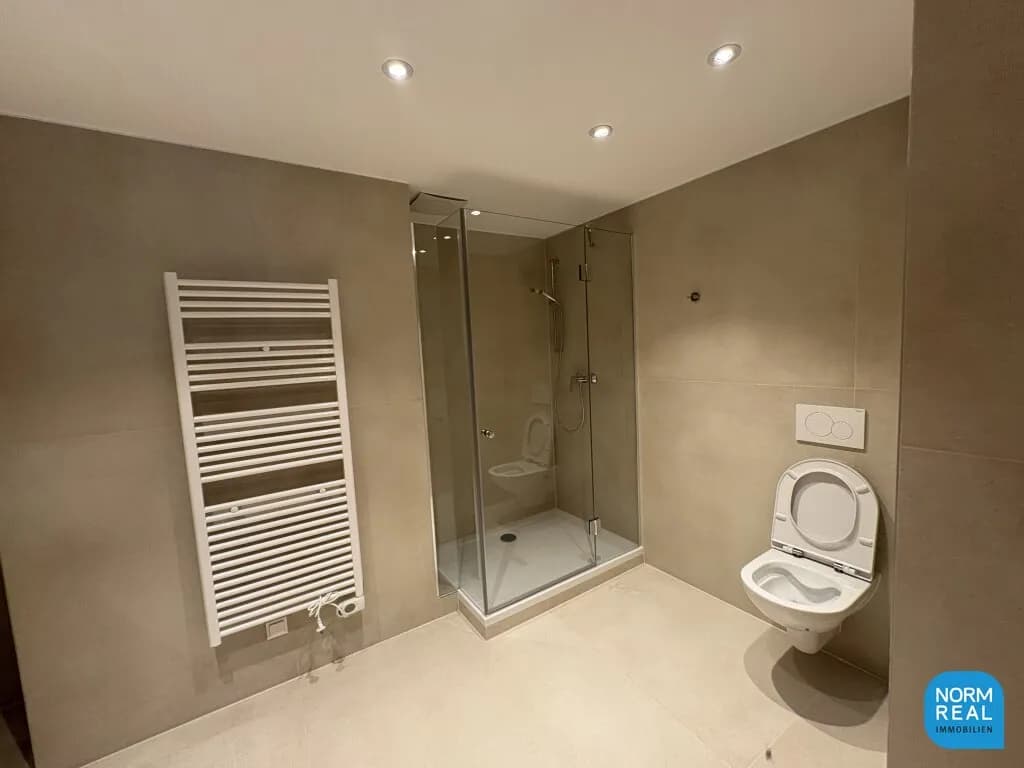 6-Zimmer-Wohnung mieten in Wien – 204,2 m², € 4.343 – Bild 13 von 26