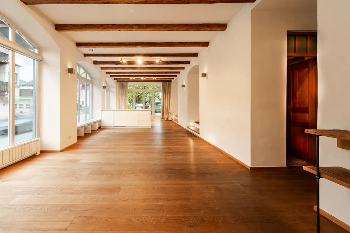 5-Zimmer-Gewerbeimmobilie kaufen in Kitzbühel – 232 m², € 2.000.000 – Bild 3 von 7
