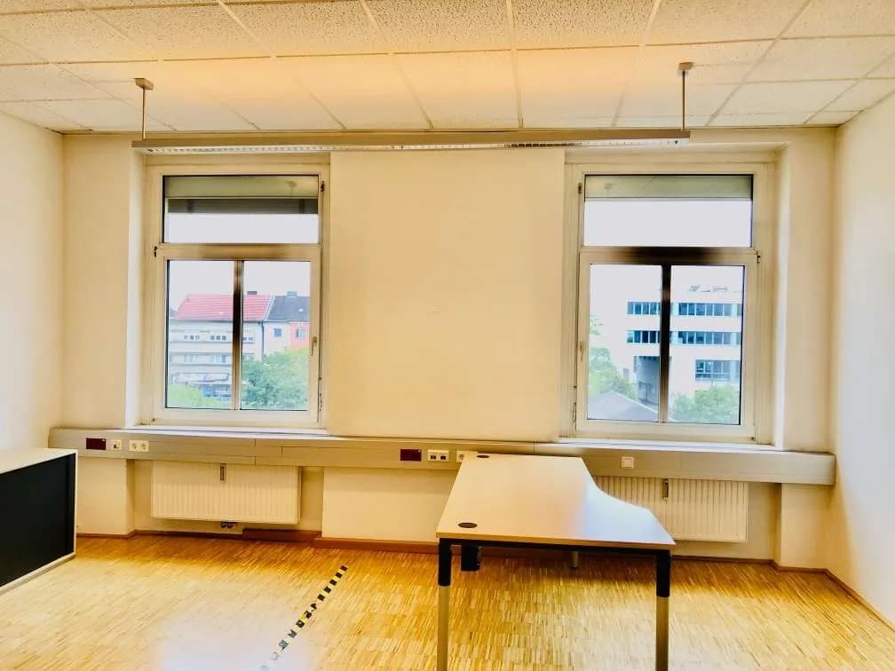 1-Zimmer-Gewerbeimmobilie mieten in Wels – 31 m², € 551 – Bild 2 von 3