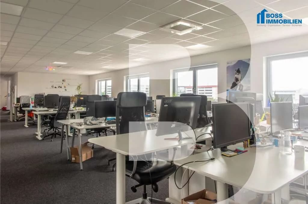 Gewerbeimmobilie mieten in Linz Land – 240 m², € 2.088