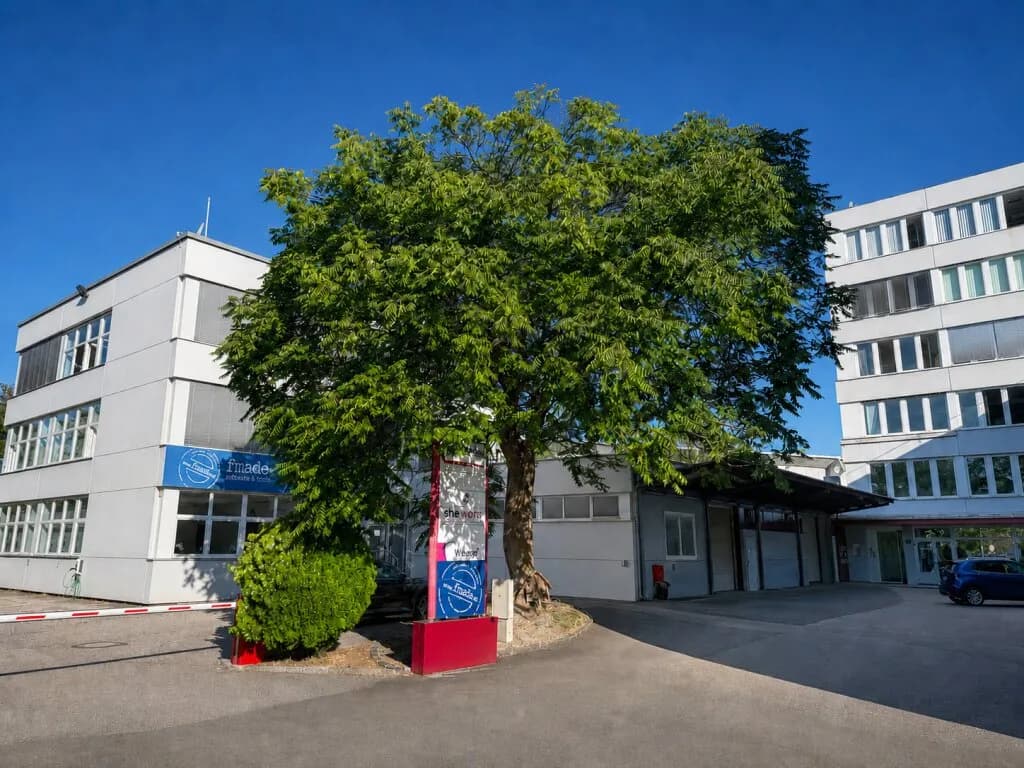 Immobilie kaufen in Linz – 3 245 m², € 5.500.000 – Bild 1 von 11