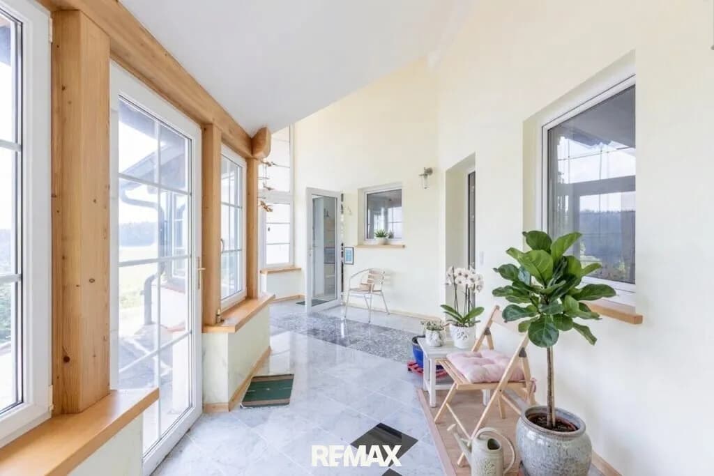 8-Zimmer-Gewerbeimmobilie kaufen in Rohrbach – 285 m², € 435.000 – Bild 7 von 25