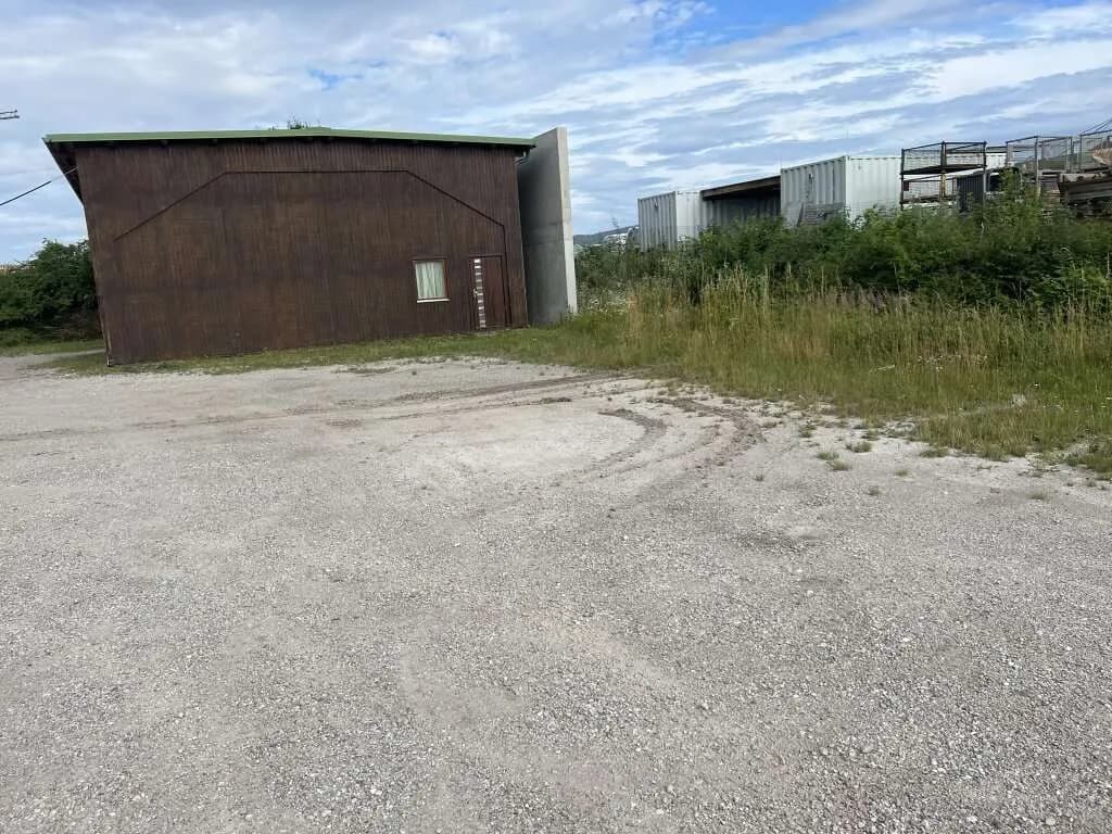 Gewerbeimmobilie mieten in Wiener Neustadt – 224 m², € 2.000 – Bild 4 von 7