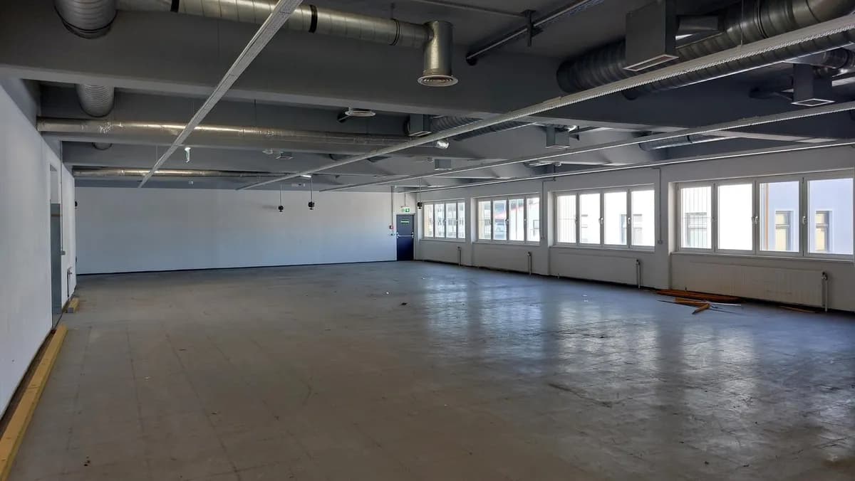 Gewerbeimmobilie mieten in Wiener Neustadt – 1 181 m², € 10.028 – Bild 5 von 7