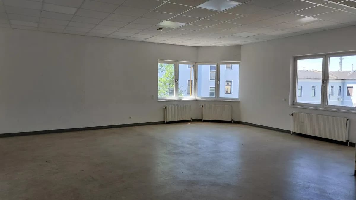 Gewerbeimmobilie mieten in Wiener Neustadt – 1 181 m², € 10.028 – Bild 7 von 7