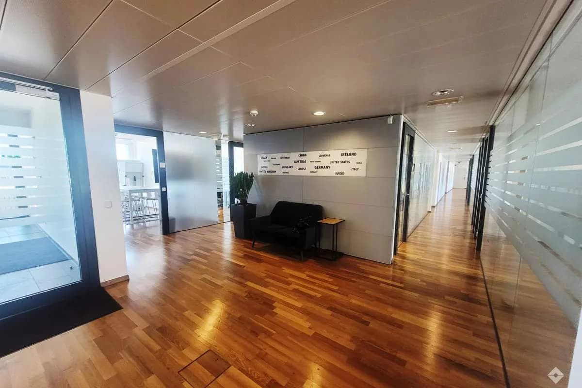 Gewerbeimmobilie mieten in Salzburg-Umgebung – 606 m², € 9.815 – Bild 2 von 7