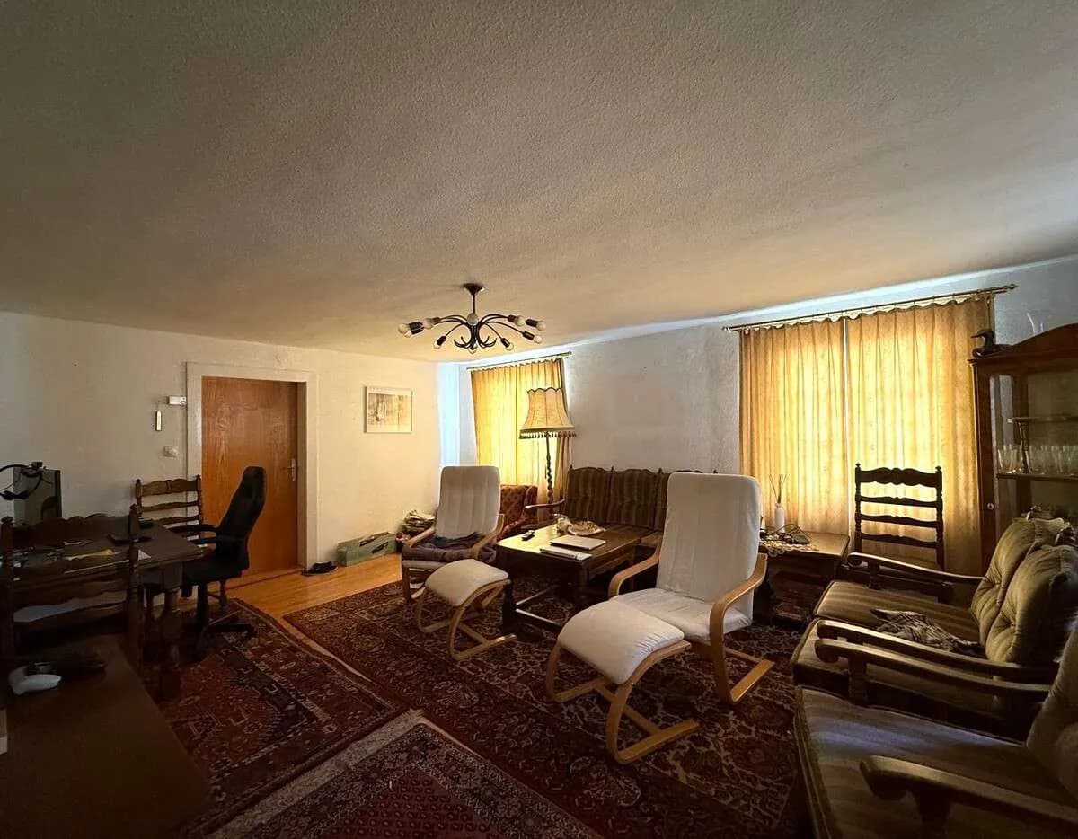 9-Zimmer-Haus kaufen in Braunau am Inn – 194,12 m², € 220.000 – Bild 9 von 14