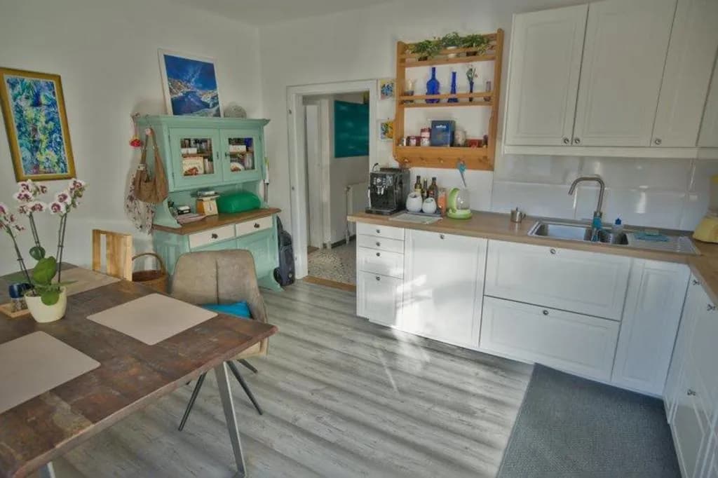 10-Zimmer-Haus kaufen in Neunkirchen – 288 m², € 380.000 – Bild 7 von 25