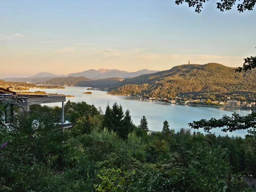Grundstück kaufen in Klagenfurt Land – 2 750 m², € 1.200.000