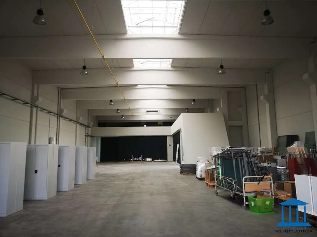 Gewerbeimmobilie mieten in Wiener Neustadt Land – 1 000 m², € 7.600 – Bild 2 von 21