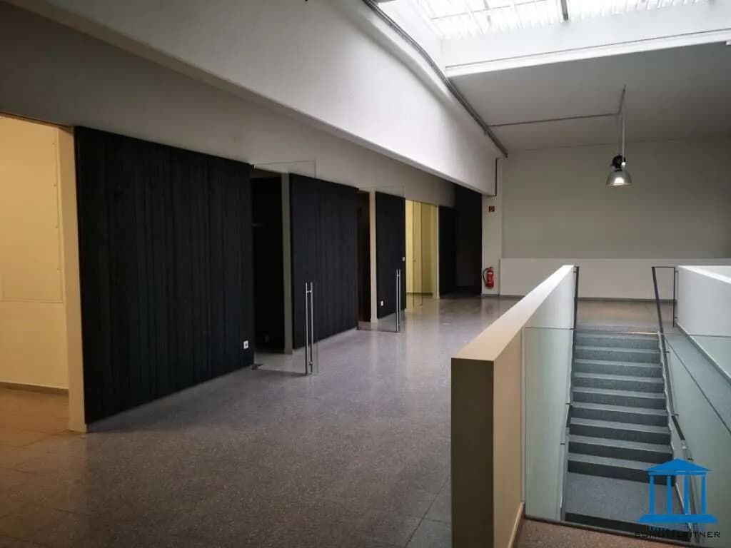 Gewerbeimmobilie mieten in Wiener Neustadt Land – 1 000 m², € 7.600 – Bild 6 von 21