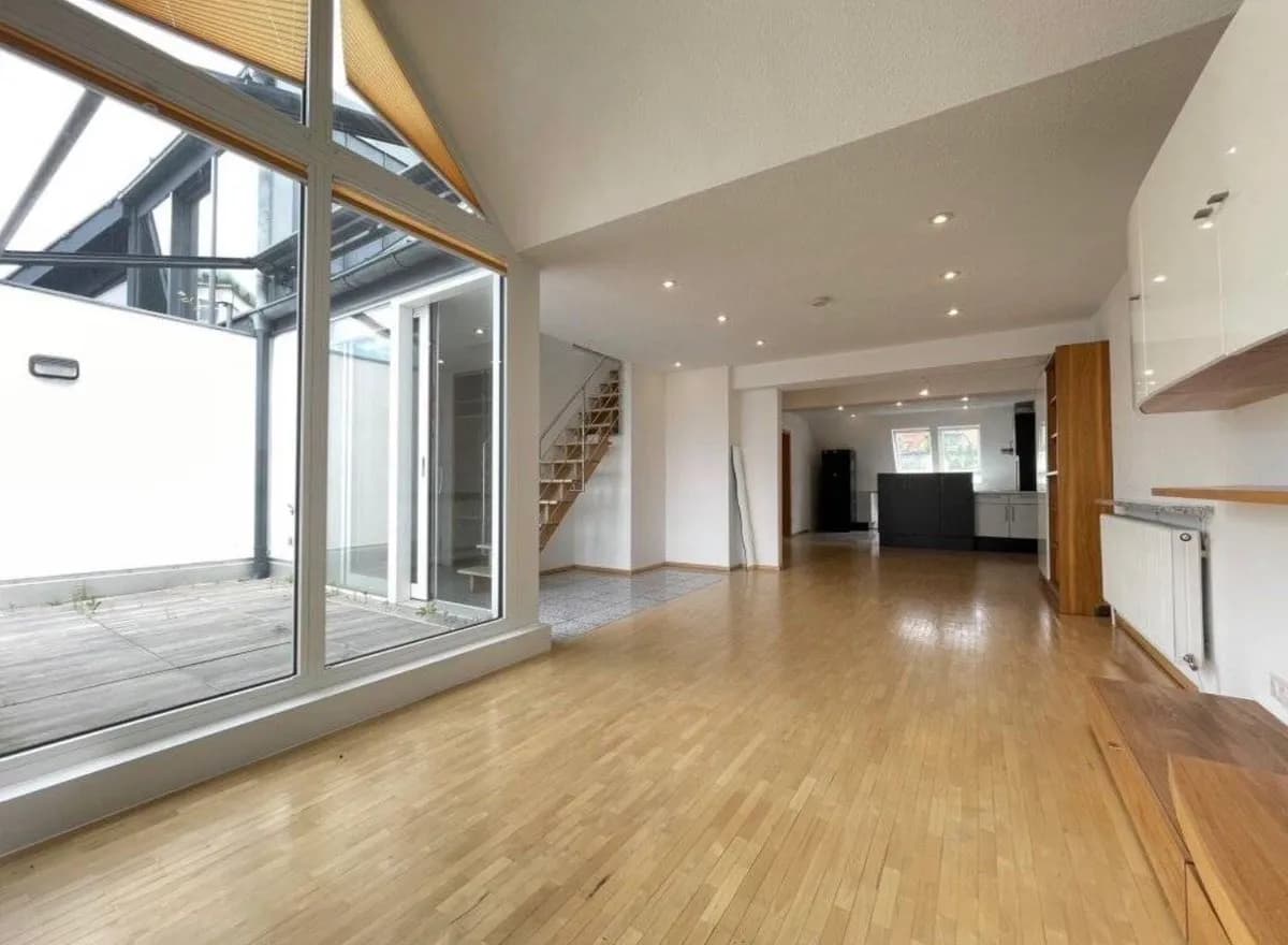 4-Zimmer-Wohnung mieten in Innsbruck – 117 m², € 2.480