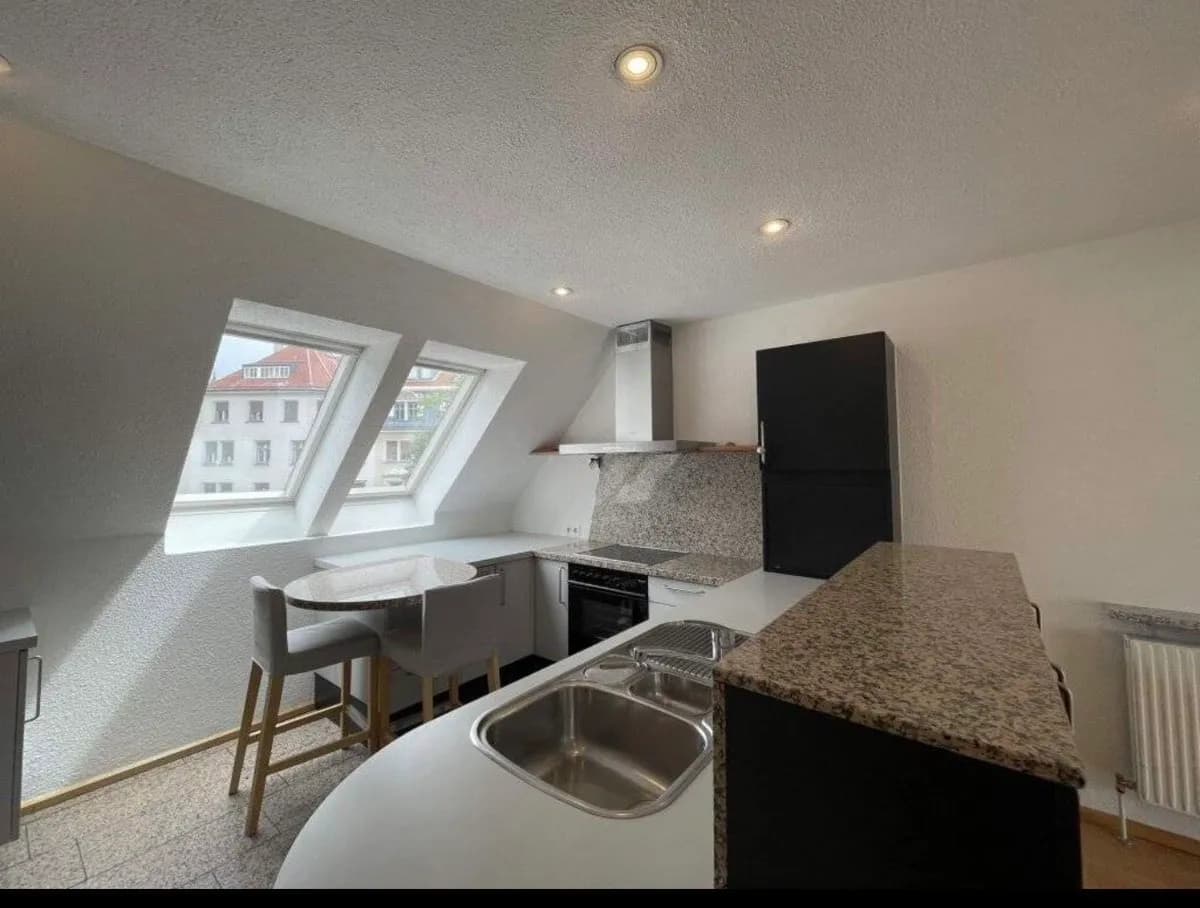 4-Zimmer-Wohnung mieten in Innsbruck – 117 m², € 2.480 – Bild 7 von 13
