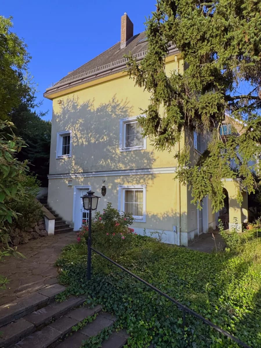 6-Zimmer-Haus kaufen in Wien – 215 m², € 1.490.000
